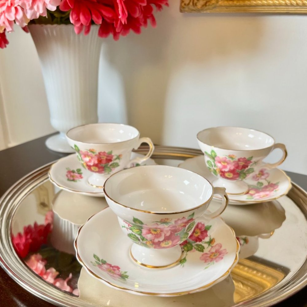 Royal Dover Made in England Bone China Teacups Set Floral